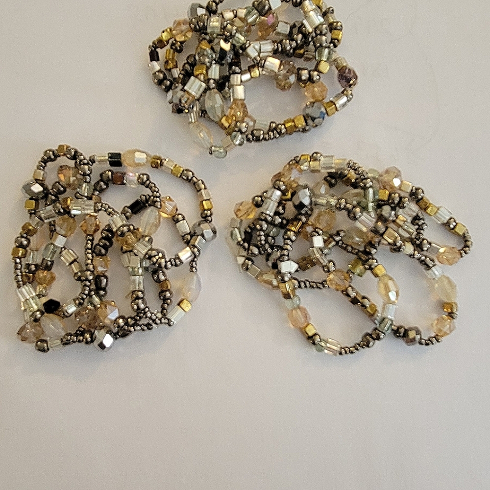 Beaded necklace/bracelet